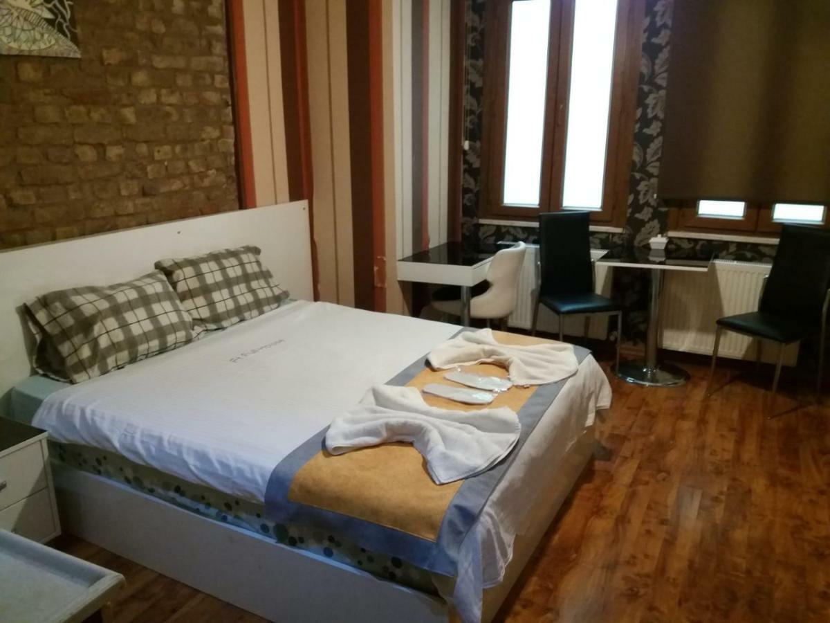 Full House Boutique Hotel Istanbul Exterior foto